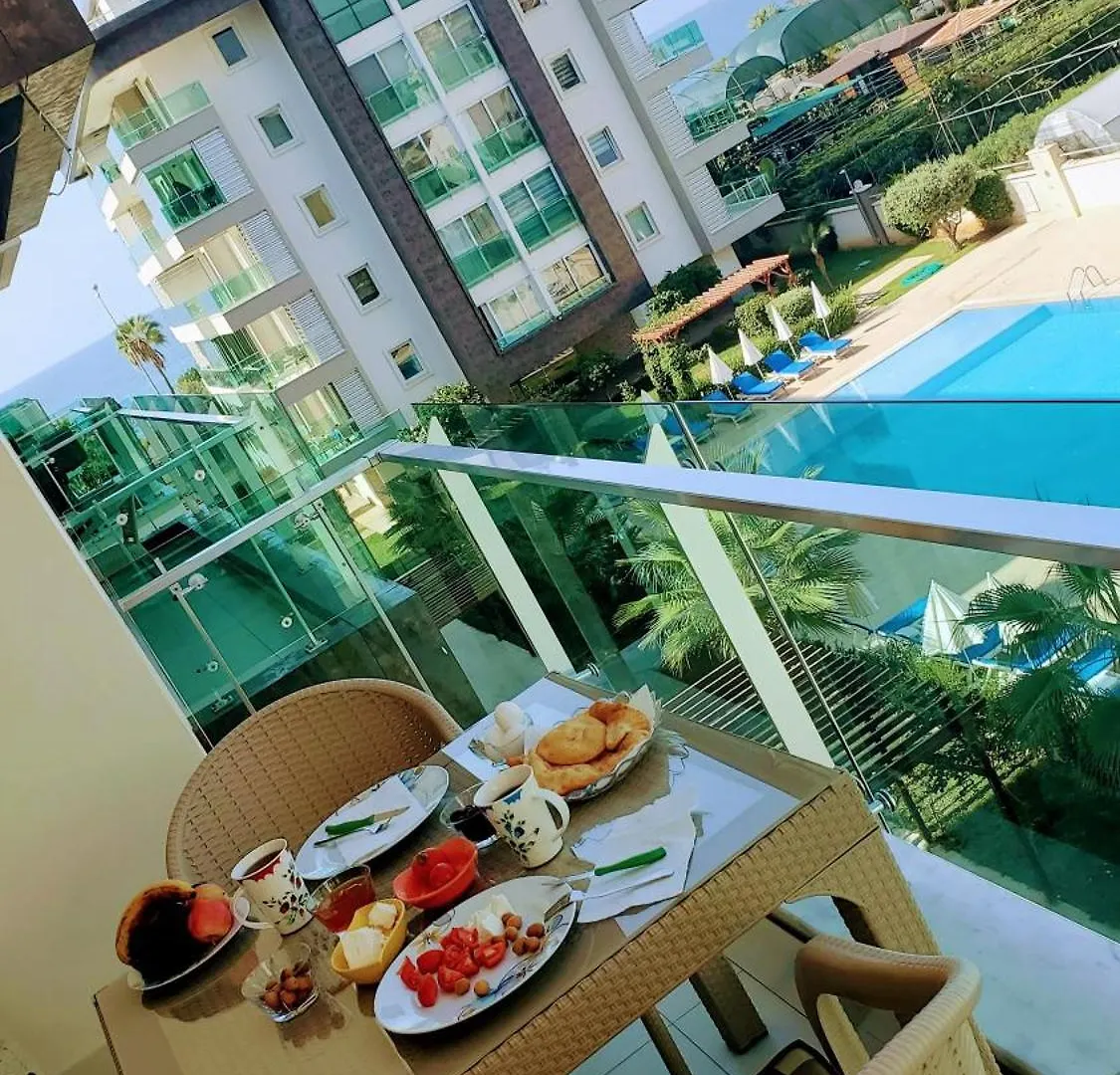 Alanya Kestel Homes On The Beach Hotel Lohmar